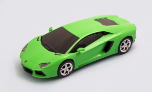 C3660 Lamborghini Aventadore green