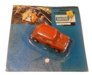 C0045 Mini Cooper Mexican orange in clamshell card